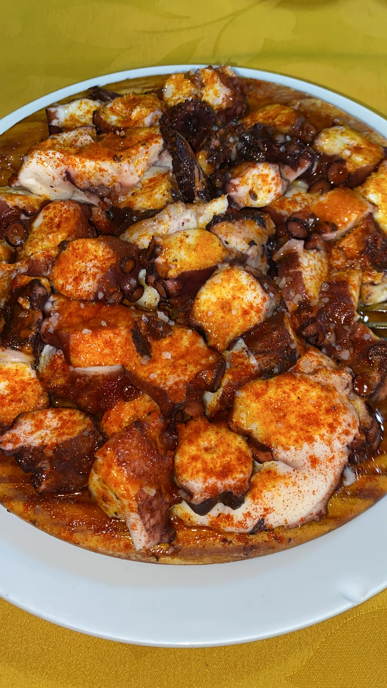 Pulpo con patatas de El Bosque